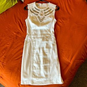 Bebe | Fitted White Dress
